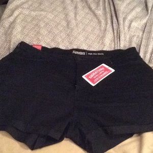 Signature High Rise Shorts by Levi Strauss